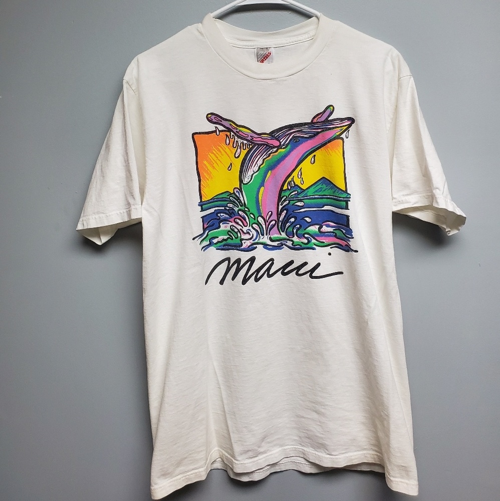 Vintage 90s Maui Colorful whale t shirt